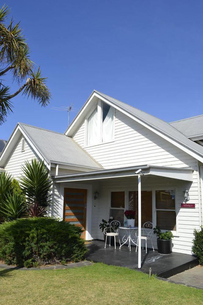 Ruby'S Queenscliff Exterior photo