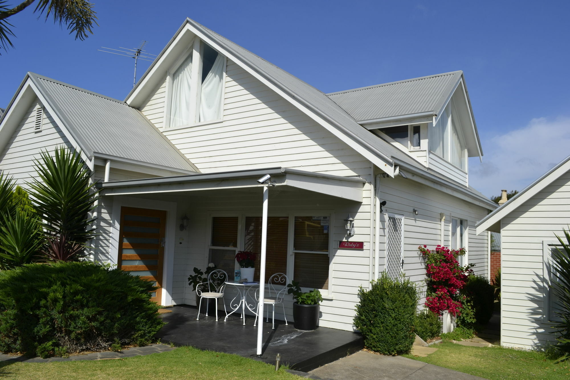Ruby'S Queenscliff Exterior photo